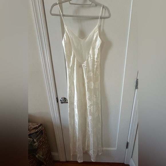 Like new realisation par Elvira dress in lily white, size Small - Picture 2 of 8